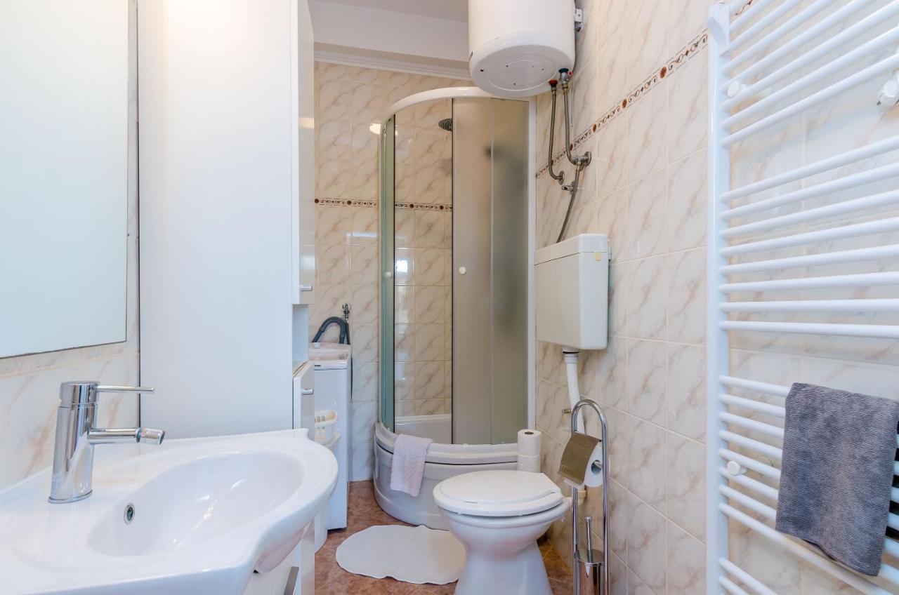 Apartment Libertas Dubrovnik Buitenkant foto